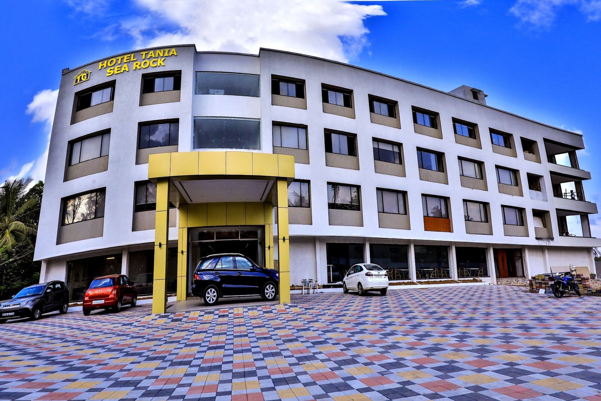 Hotel Tania Searock Даман Экстерьер фото
